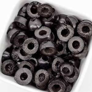 ACEITUNA NEGRA LAMINADA DE 1 KG